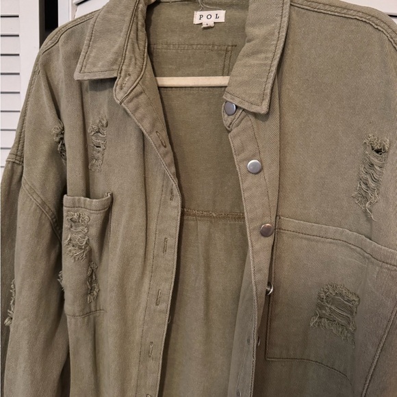 POL Olive Distressed Shacket - Picture 2 of 4